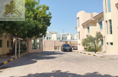 مجمع سكني - 5 - 4 للايجار في شارع الروضة - الروضة - الدوحة مجمع سكني - 5 - 4 للايجار في شارع الروضة - الروضة - الدوحة