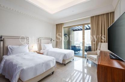 Apartment - 2 Bedrooms - 3 Bathrooms for rent in The St. Regis Marsa Arabia Island - Marsa Arabia - The Pearl Island - Doha