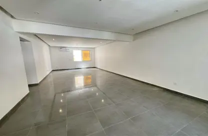 Apartment - 3 Bedrooms - 3 Bathrooms for rent in Abdullah Bin Masoud Street - Fereej Bin Mahmoud - Doha