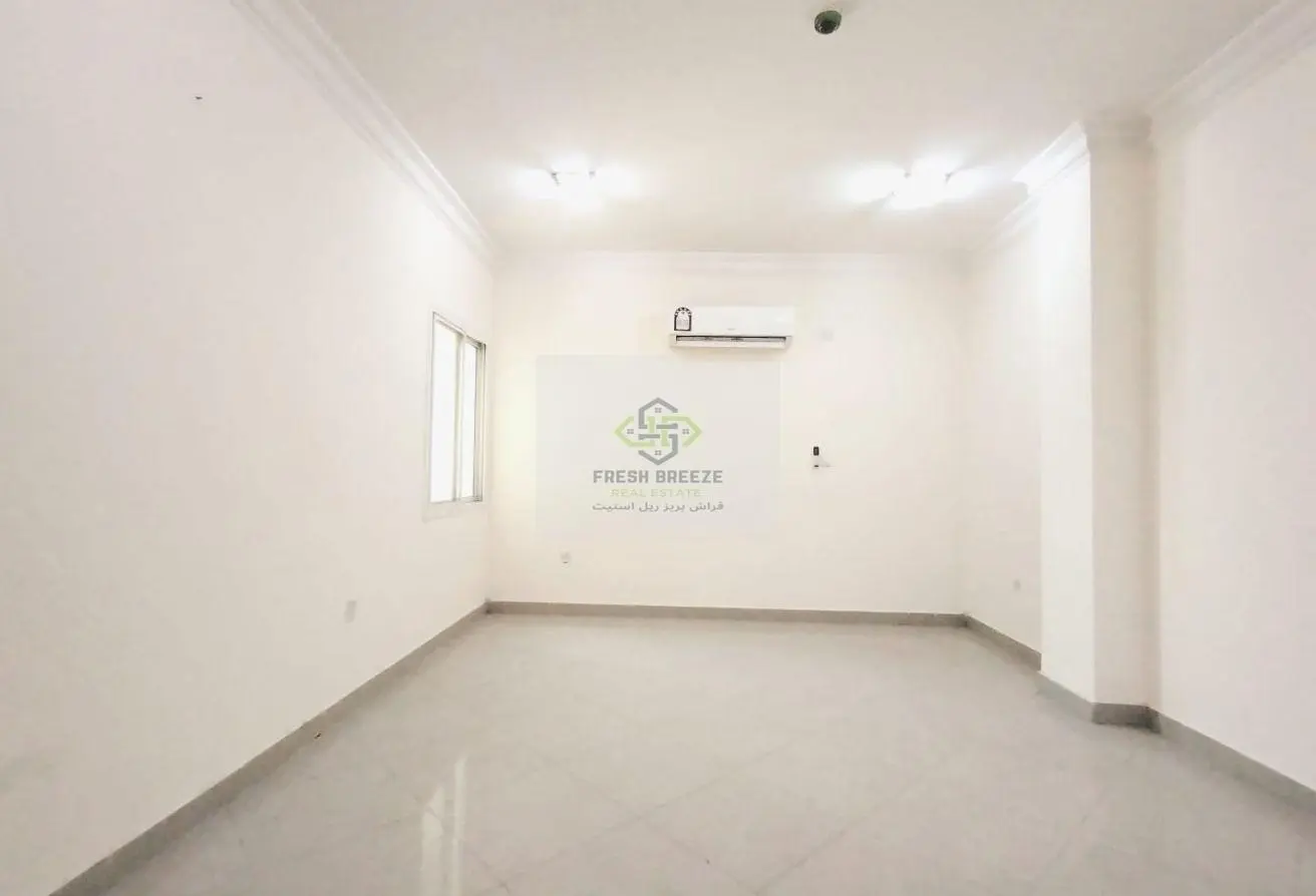 63919353 - Property Main Image