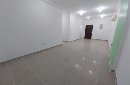 Apartment - 2 Bedrooms - 2 Bathrooms for rent in Al Jazeera Street - Fereej Bin Mahmoud North - Fereej Bin Mahmoud - Doha
