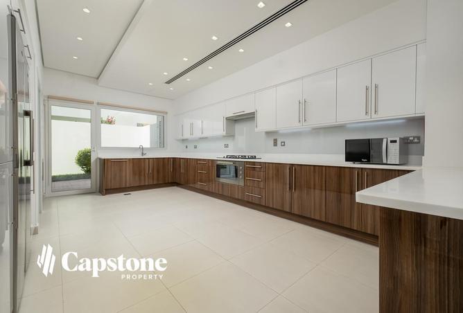 872976 - Property Image 2