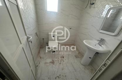 Warehouse - Studio - 6 Bathrooms for rent in Industrial Area 5 - Industrial Area - Industrial Area - Doha