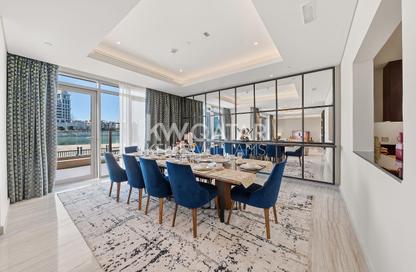 Villa - 5 Bedrooms - 6 Bathrooms for rent in Abraj Bay - Abraj Quartiers - The Pearl Island - Doha