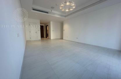Apartment - 2 Bedrooms - 3 Bathrooms for rent in Crystal Residence - Gewan Island - The Pearl Island - Doha