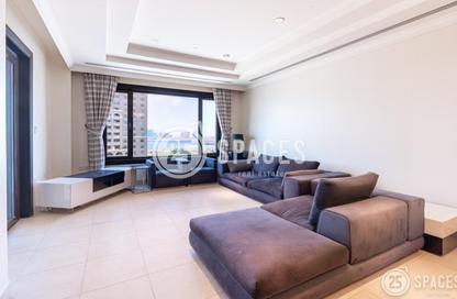 Apartment - 2 Bedrooms - 3 Bathrooms for sale in West Porto Drive - Porto Arabia - The Pearl Island - Doha Apartment - 2 Bedrooms - 3 Bathrooms for sale in West Porto Drive - Porto Arabia - The Pearl Island - Doha