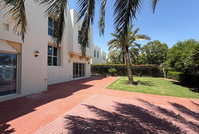 53330685 - Property Image 2