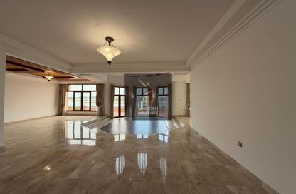 مجمع سكني - 5 غرف نوم - 5 حمامات للايجار في وست باي لاجون - بحيرة وست لاجون - الدوحة