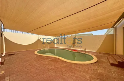 مجمع سكني - 5 غرف نوم - 5 حمامات للايجار في شارع الوعب - الوعب - الدوحة