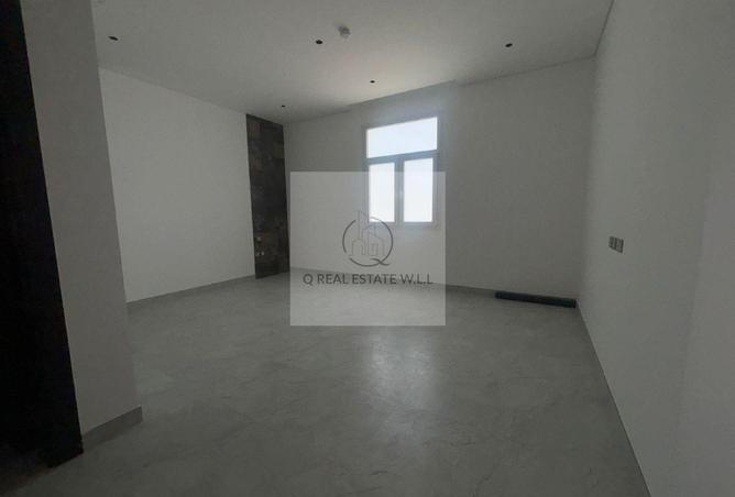 54877300 - Property Image 2