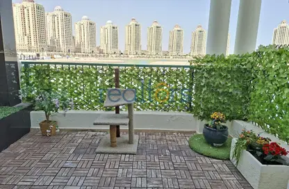 Townhouse - 2 Bedrooms - 3 Bathrooms for rent in Tower 29 - Viva Bahriyah - The Pearl Island - Doha