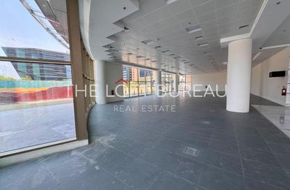 Office Space - Studio - 2 Bathrooms for rent in Corniche Road - Corniche Road - Doha