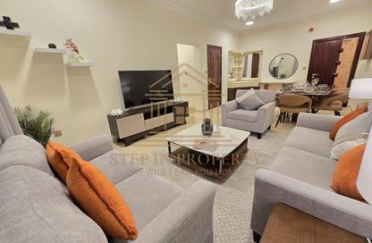 Apartment - 2 - 2 for rent in Madinat Khalifa Building 58 - Madinat Khalifa South - Madinat Khalifa - Doha