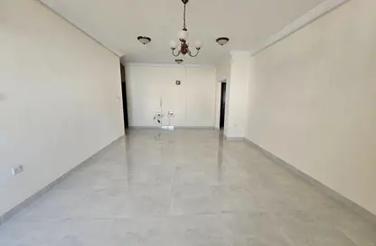 Apartment - 3 Bedrooms - 3 Bathrooms for rent in Fereej Bin Mahmoud North - Fereej Bin Mahmoud - Doha