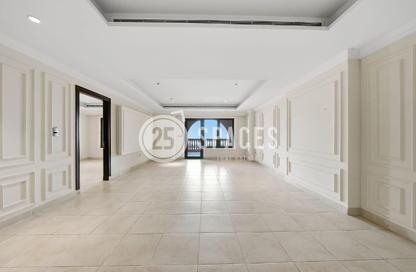 Apartment - 1 Bedroom - 2 Bathrooms for rent in East Porto Drive - Porto Arabia - The Pearl Island - Doha