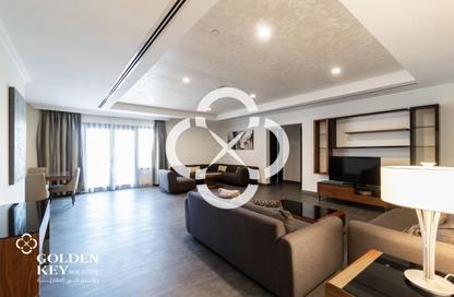 Apartment - 2 Bedrooms - 3 Bathrooms for rent in West Porto Drive - Porto Arabia - The Pearl Island - Doha Apartment - 2 Bedrooms - 3 Bathrooms for rent in West Porto Drive - Porto Arabia - The Pearl Island - Doha