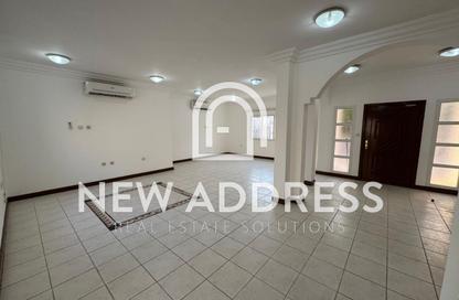 Villa - 3 Bedrooms - 4 Bathrooms for rent in New Salata - Salata - Doha