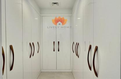 Apartment - Studio - 1 Bathroom for rent in Tower 27 - Viva Bahriyah - The Pearl Island - Doha