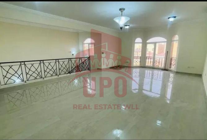 1022012 - Property Image 2