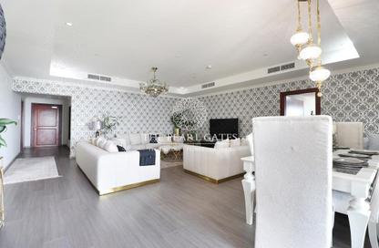 Apartment - 2 Bedrooms - 3 Bathrooms for sale in East Porto Drive - Porto Arabia - The Pearl Island - Doha
