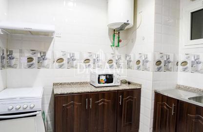 Apartment - 2 - 2 for rent in Al Mansoura - Al Mansoura - Doha