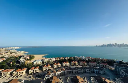 Apartment - 2 Bedrooms - 3 Bathrooms for rent in Tower 28 - Porto Arabia - The Pearl Island - Doha