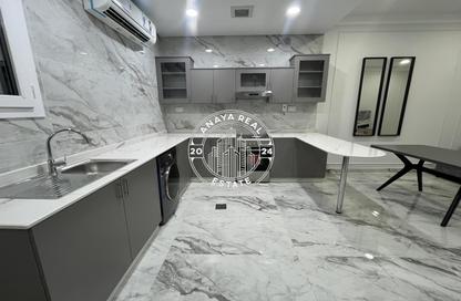 Apartment - 2 Bedrooms - 2 Bathrooms for rent in Al Nasr Street - Al Nasr - Doha