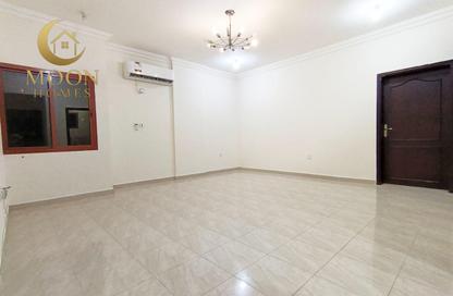 Apartment - 1 Bedroom - 2 Bathrooms for rent in Old Al Ghanim - Al Ghanim - Doha Apartment - 1 Bedroom - 2 Bathrooms for rent in Old Al Ghanim - Al Ghanim - Doha