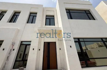 Villa - 6 Bedrooms - 7 Bathrooms for sale in Street 871 - Al Duhail South - Al Duhail - Doha