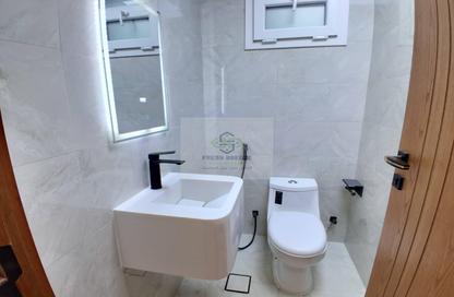 Apartment - 2 Bedrooms - 3 Bathrooms for rent in Al Mansoura - Al Mansoura - Doha