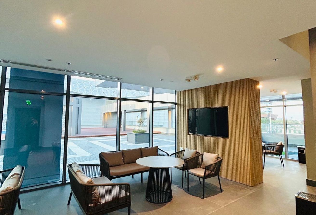 READY TO MOVE IN PAY 999999 GET YOUR APARTMENT NOW thumbnail 14