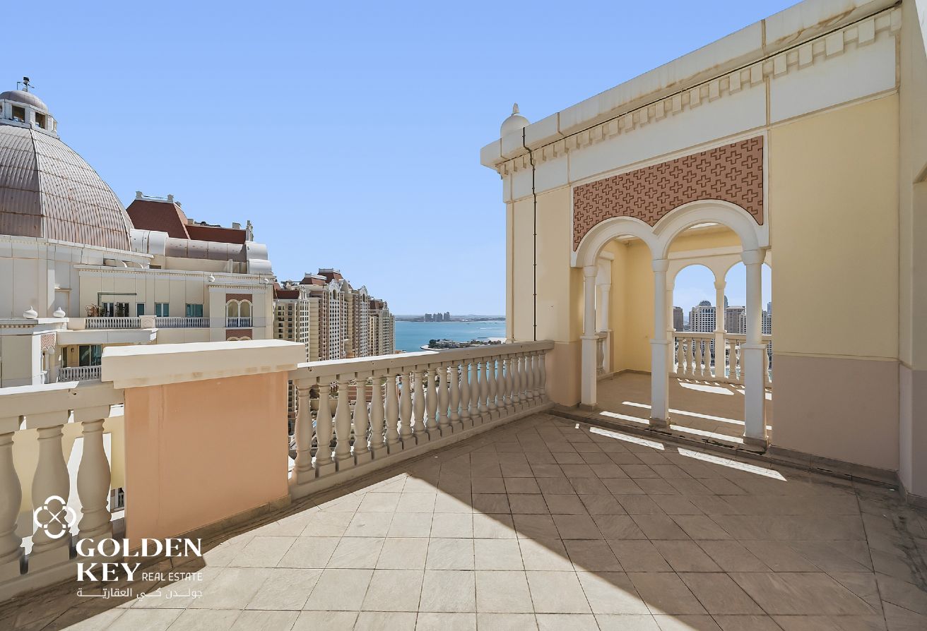 Marina View | 4BR Duplex +Terrace | Bills Included