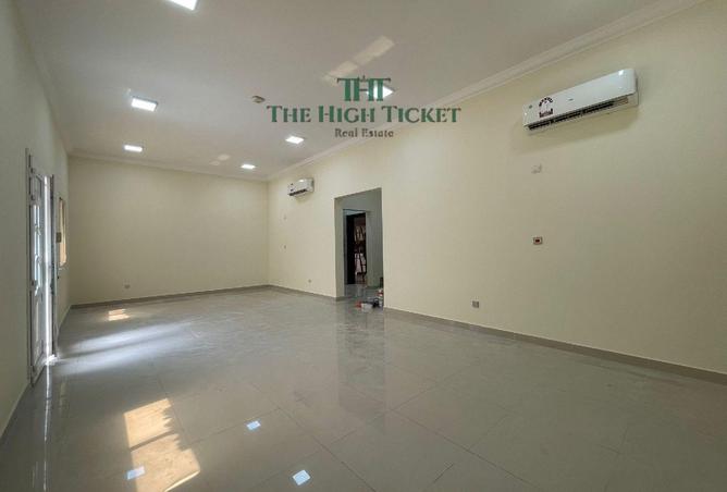 52317912 - صورة العقار 3