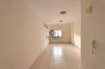 شقة - 2 غرف نوم - 1 حمام للايجار في شارع انس - فريج بن محمود الشمالي - فريج بن محمود - الدوحة