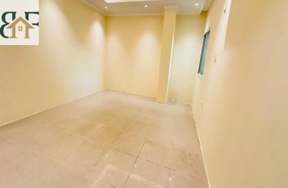 Apartment - 3 Bedrooms - 2 Bathrooms for rent in Najma 28 - Ibn Dirhem Street - Najma - Doha
