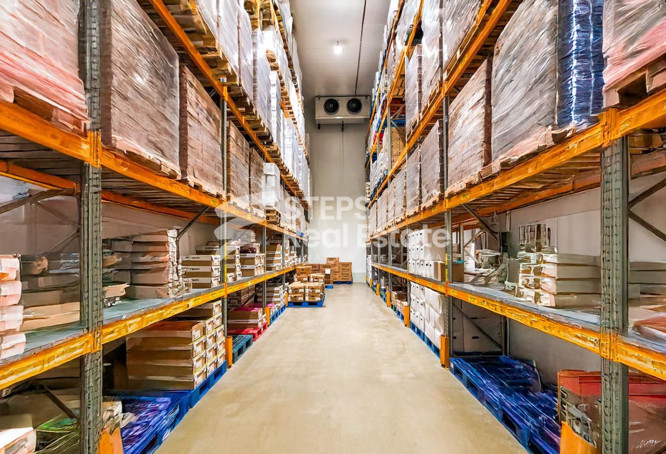 Spacious Warehouse for Rent in Industrial Area