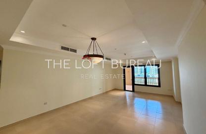 Apartment - 1 Bedroom - 2 Bathrooms for rent in West Porto Drive - Porto Arabia - The Pearl Island - Doha