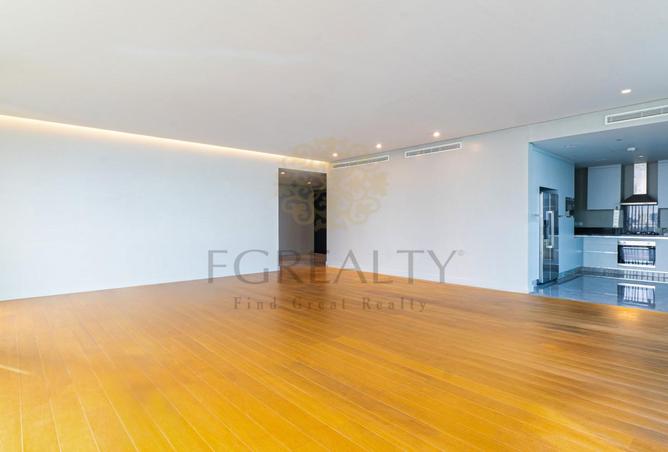 988822 - Property Image 2