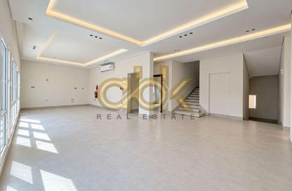 Villa - 7 - 7+ for rent in Izghawa - Izghawa - Doha
