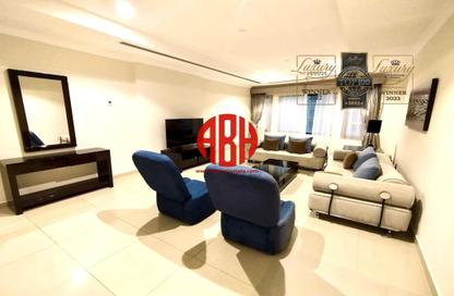 Apartment - 1 Bedroom - 2 Bathrooms for rent in East Porto Drive - Porto Arabia - The Pearl Island - Doha