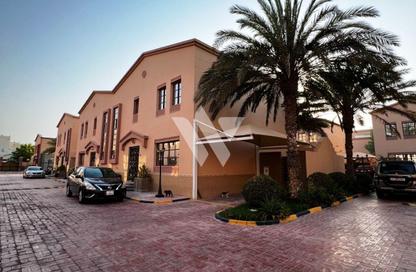 Villa - 3 Bedrooms - 3 Bathrooms for rent in Al Maamoura - Al Maamoura - Doha
