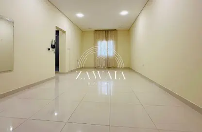 Apartment - Studio - 1 Bathroom for rent in Citadel Corniche 72 - C-Ring - Doha