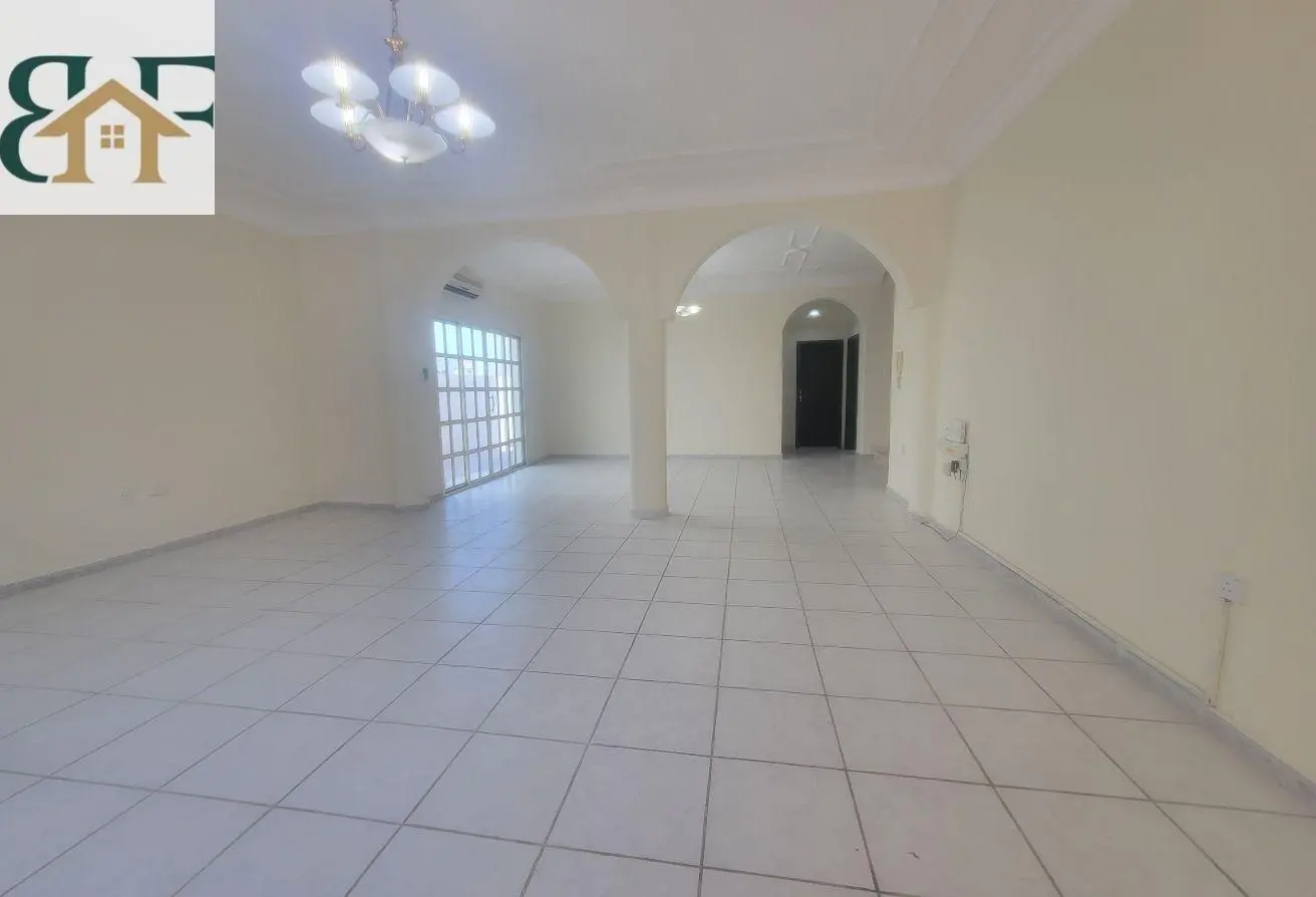63313541 - Property Main Image