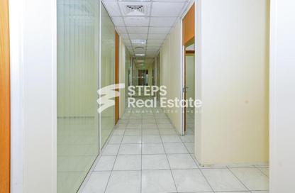 Office Space - Studio - 1 Bathroom for rent in Fereej Abdul Aziz - Fereej Abdul Aziz - Doha