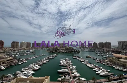 Apartment - 3 Bedrooms - 4 Bathrooms for rent in Tower 13 - Porto Arabia - The Pearl Island - Doha