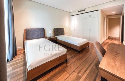 Penthouse - 4 Bedrooms - 5 Bathrooms for rent in Floresta Gardens - Floresta Gardens - The Pearl Island - Doha