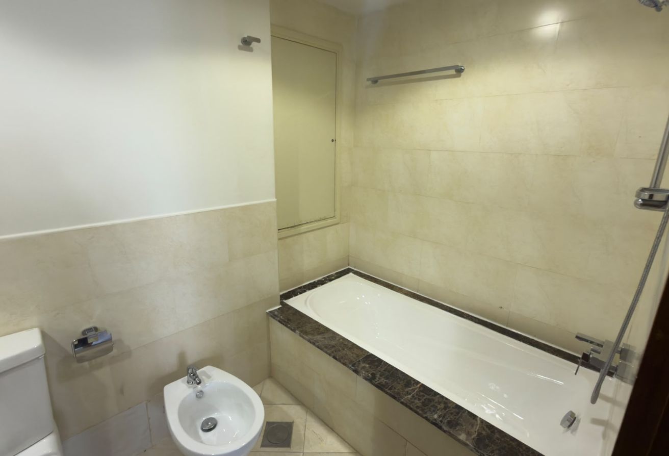 1 BHK with balcony  7 k  excl bils 1 moths free thumbnail 12