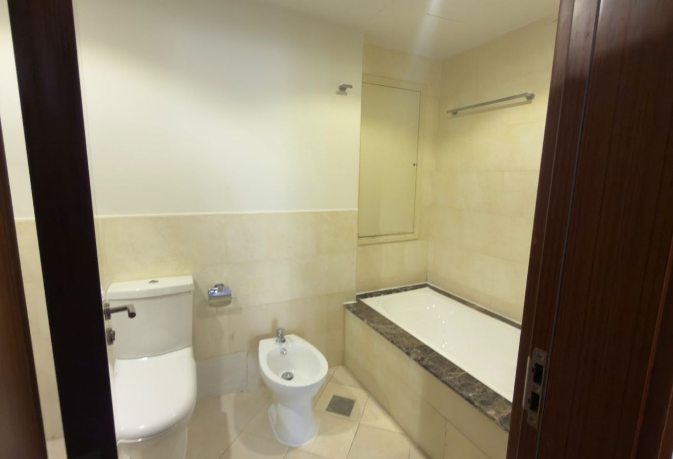 1 BHK with balcony  7 k  excl bils 1 moths free thumbnail 10