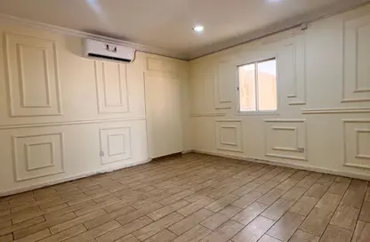 Apartment - 1 Bedroom - 1 Bathroom for rent in Bin Omran 35 - Fereej Bin Omran - Doha