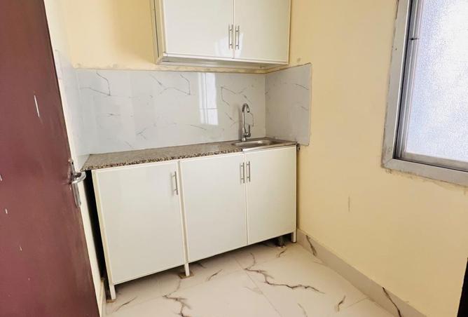 1005933 - Property Image 3